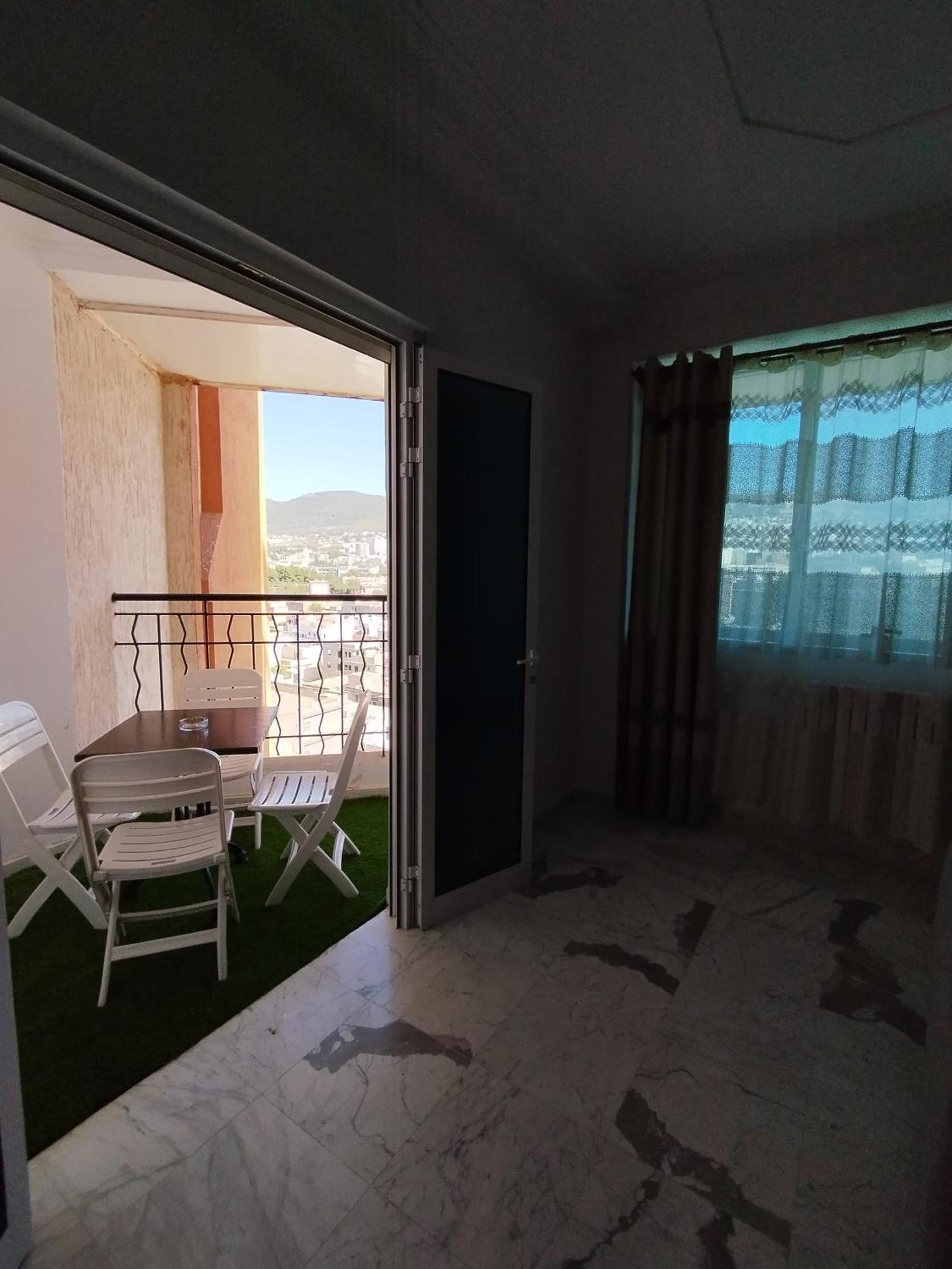 Appartement A Louer A Tlemcen Luaran gambar
